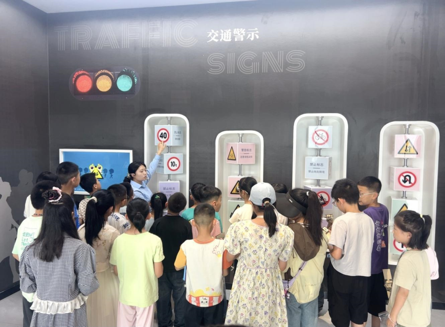 图片3.jpg 图片3.jpg